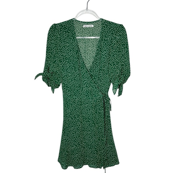 Reformation | Sammy Wrap Dress in Chive Green Floral Medium - Picture 4 of 9